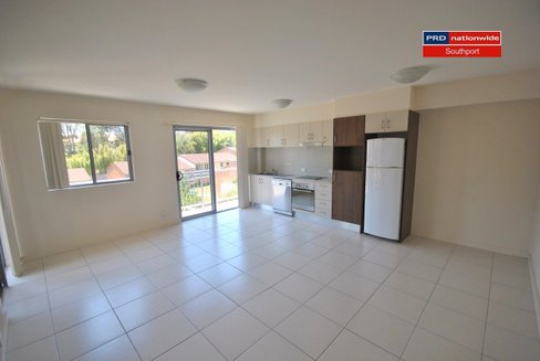17/148 High Street, SOUTHPORT QLD 4215