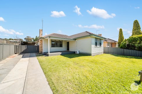 172 Mackenzie Street West, GOLDEN SQUARE VIC 3555