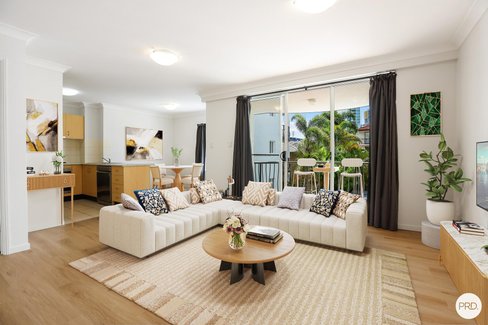 17/3 Norman Street, SOUTHPORT QLD 4215