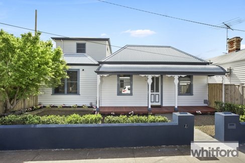 1/74 West Fyans Street, Newtown