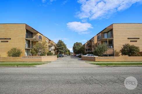 17/429 McDonald Road, LAVINGTON NSW 2641