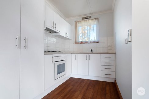 1/75 Retreat Road, SPRING GULLY VIC 3550