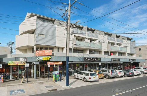17/54 Beetham Parade Rosanna 3084
