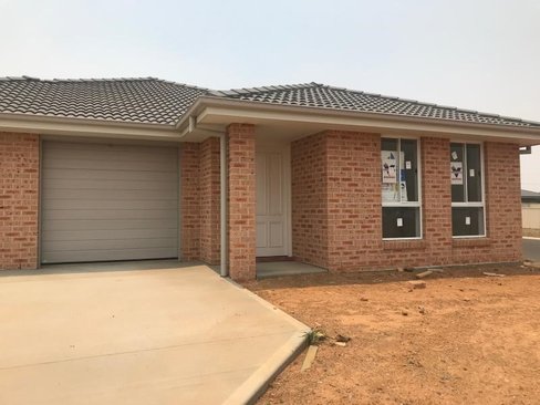 1/76 Marathon Street, TAMWORTH NSW 2340