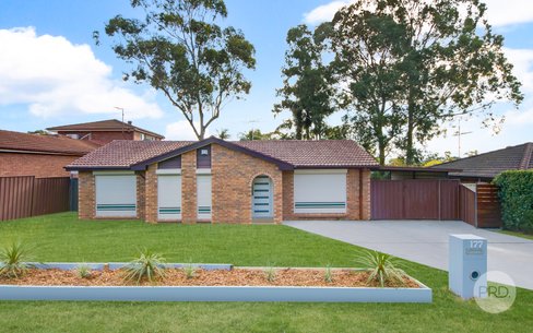 177 Greenbank Drive, WERRINGTON DOWNS NSW 2747