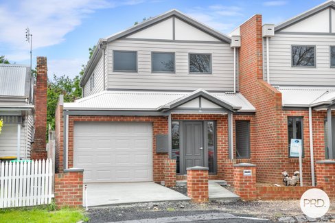 1/7A Eddy Street, GOLDEN POINT VIC 3350