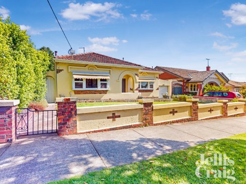 17A St Leonards Road Ascot Vale 3032