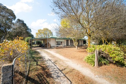 18 Calder Street Smeaton 3364