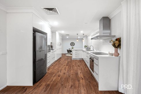 18 Chaucer Place, WINMALEE NSW 2777