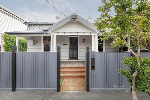 18 Fawkner Street St Kilda 3182