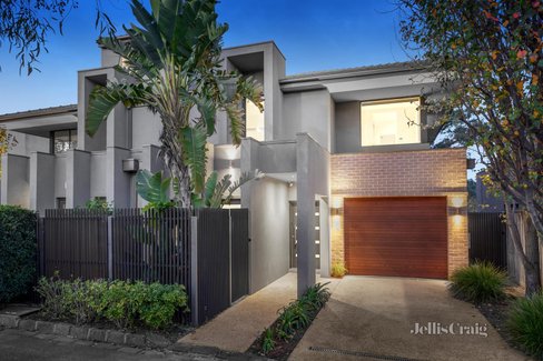 18 Griffin Street Camberwell 3124