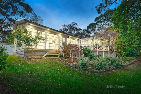 18 Heads Road Donvale 3111