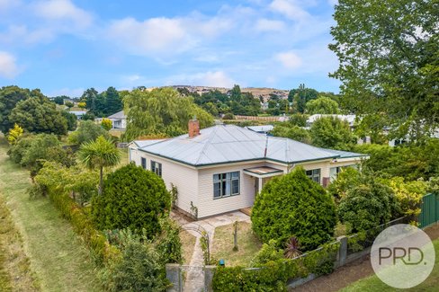 18 High Street, ROSS TAS 7209