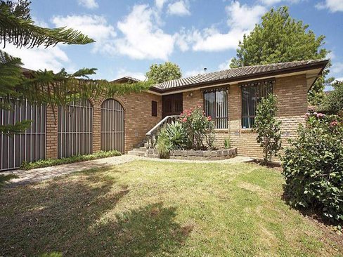 18 Jonathan Avenue Burwood East 3151