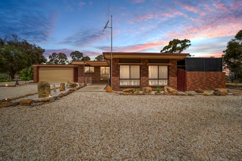 18 McCormacks Road, EAGLEHAWK VIC 3556
