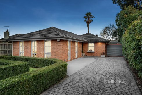 18 Mockridge Street Wantirna South 3152