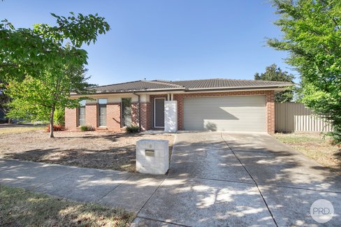 18 Naroo Street, ALFREDTON VIC 3350