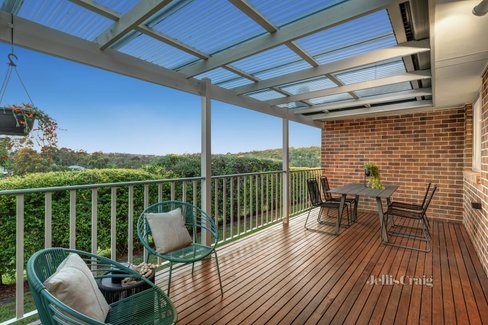 18 Nicole Crescent Diamond Creek 3089