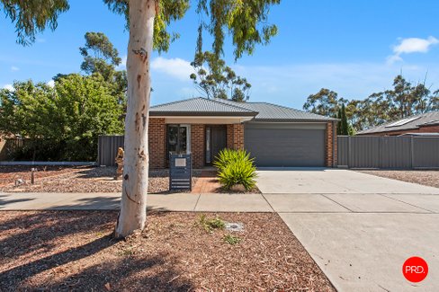 18 Ormond Drive, MARONG VIC 3515