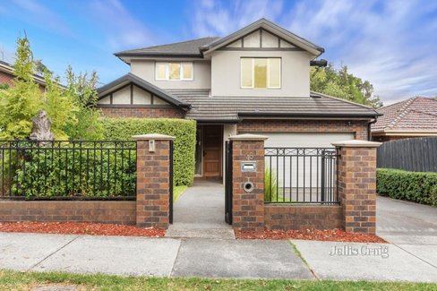 18 Pakenham Street Blackburn 3130