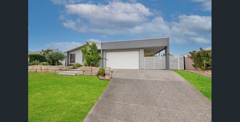 18 Peregine Crescent, Coomera QLD 4209