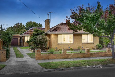 18 Quentin Road Malvern East 3145