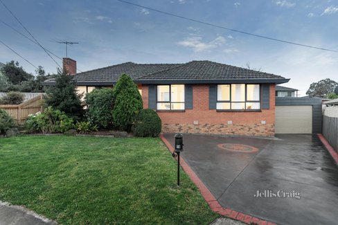 18 Regis Court Watsonia 3087