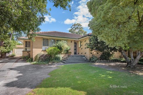 18 Roderick Street Doncaster East 3109