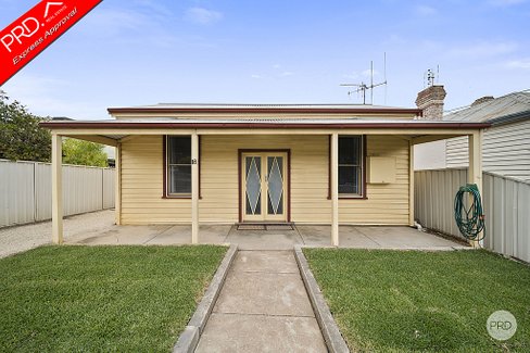18 Russell Street, QUARRY HILL VIC 3550