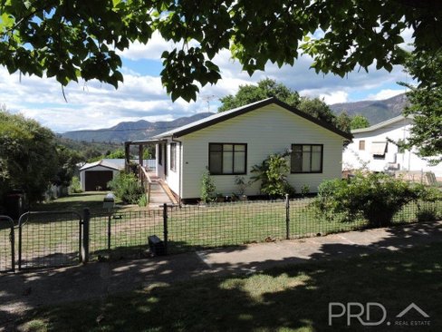 18 Ryan Street, TALBINGO NSW 2720