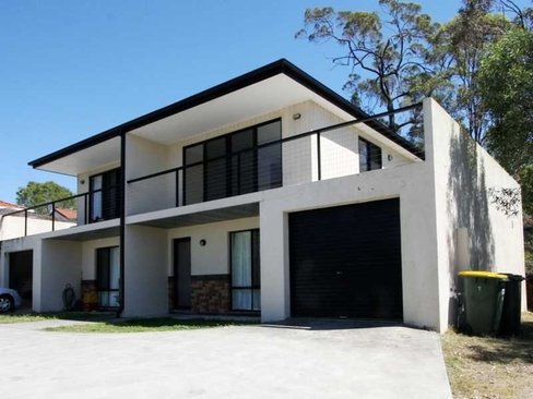 1/8 Soldierbird Place, CARRARA QLD 4211