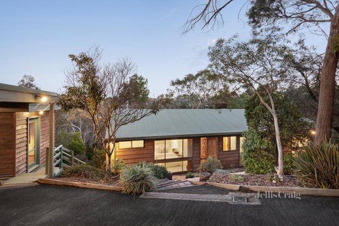 18 Somers Road North Warrandyte 3113