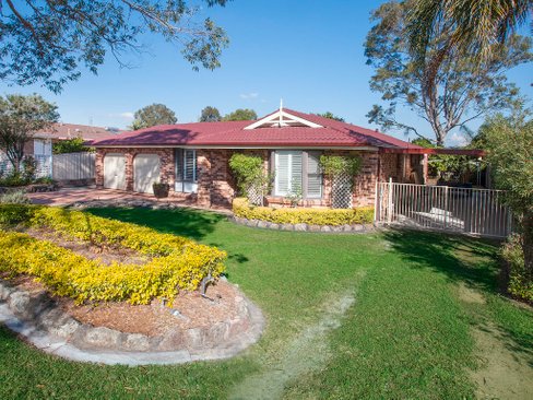 18 South Seas Drive, ASHTONFIELD NSW 2323