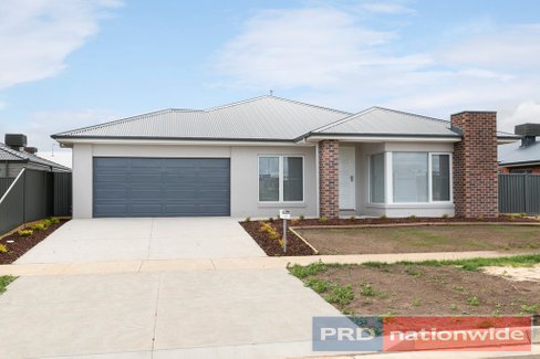 18 Tremain Drive, Lucas VIC 3350