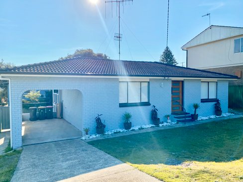 18 Victor Parade, SHOAL BAY