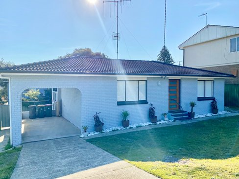 18 Victor Parade, SHOAL BAY NSW 2315