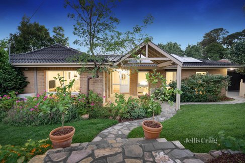 18 Washusen Road Heathmont 3135