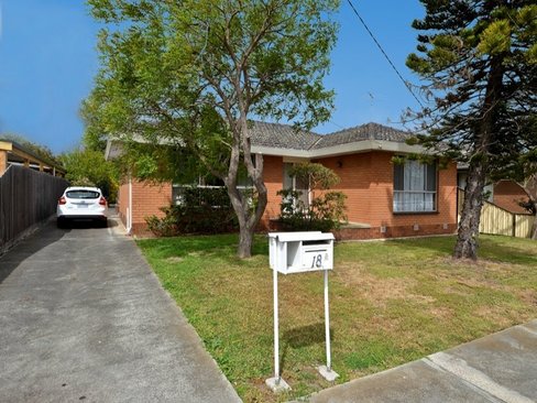18 Watsons Road Newcomb 3219
