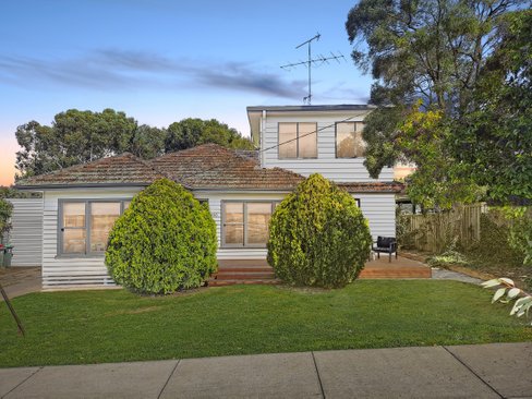 180 Holdsworth Road, NORTH BENDIGO VIC 3550