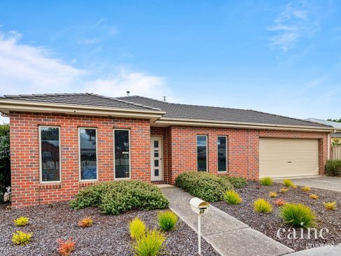 1 80 Vale Street Alfredton 3350