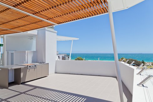 18/272 West Coast Highway, SCARBOROUGH WA 6019