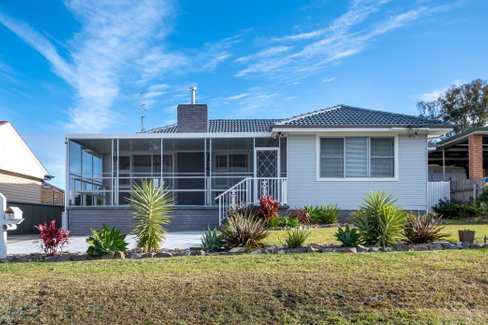 1/83 Kanahooka Road, KANAHOOKA NSW 2530