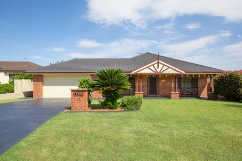 183 Somerset Drive, THORNTON NSW 2322