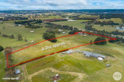 185 Old Western Highway, GORDON VIC 3345