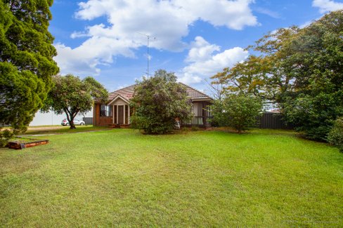 186-188 New England Highway, RUTHERFORD NSW 2320