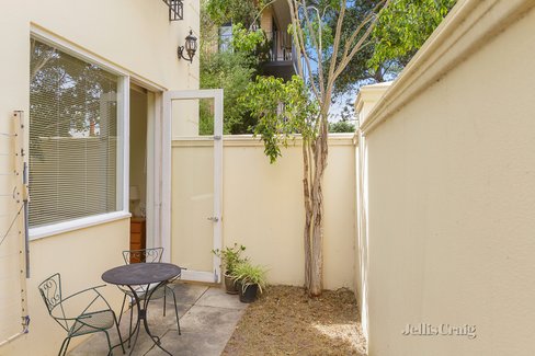 1/87 Denham Street Hawthorn 3122