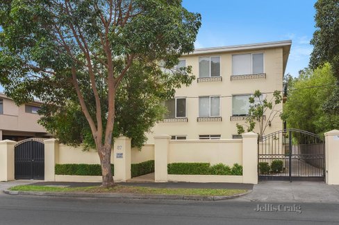 1/87 Denham Street Hawthorn 3122