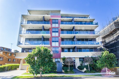 18/8 John Tipping Grove, Penrith NSW 2750