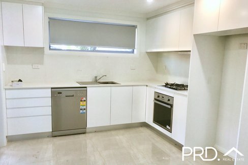 18b Beale Street, GEORGES HALL NSW 2198