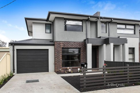 1 9 Balmoral Street Braybrook 3019